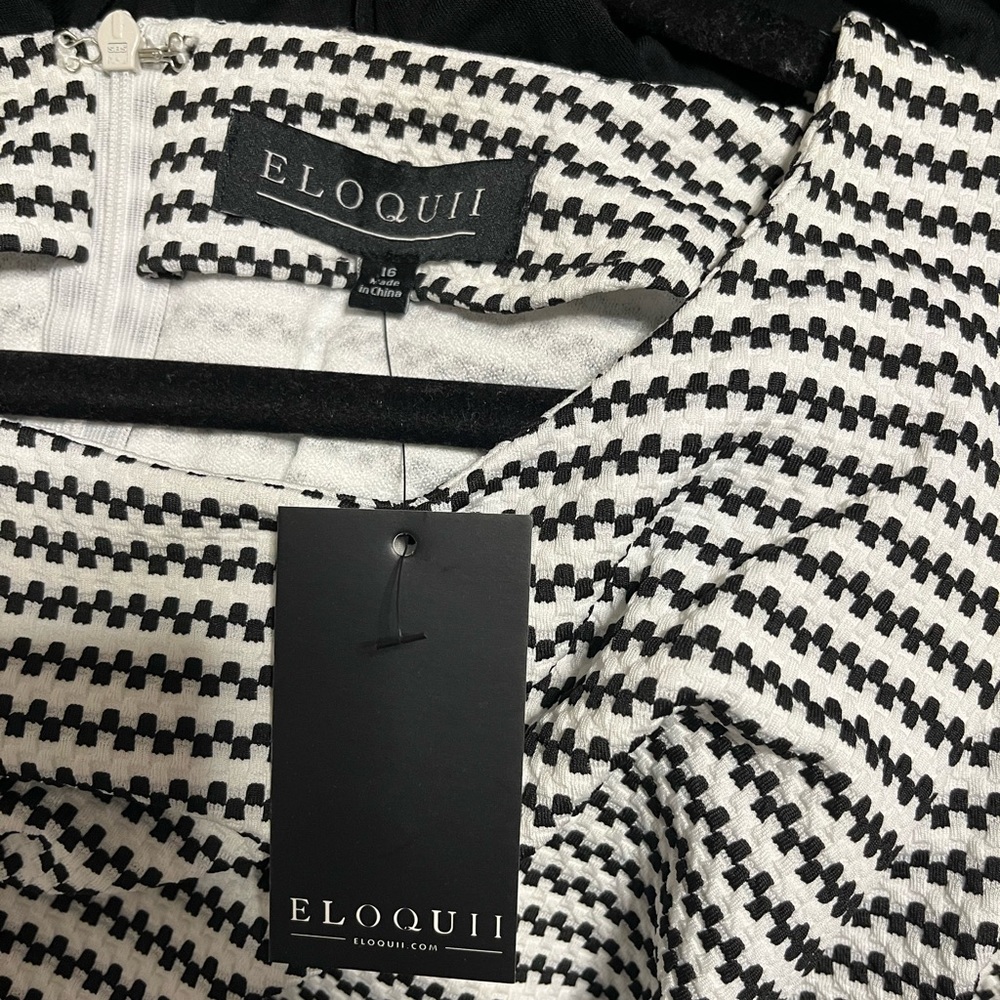 NWT Eloquii cold shoulder top sz 16 - Picture 4 of 4